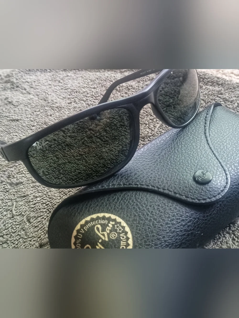 AUTHENTIC RAYBAN PREDATOR 2